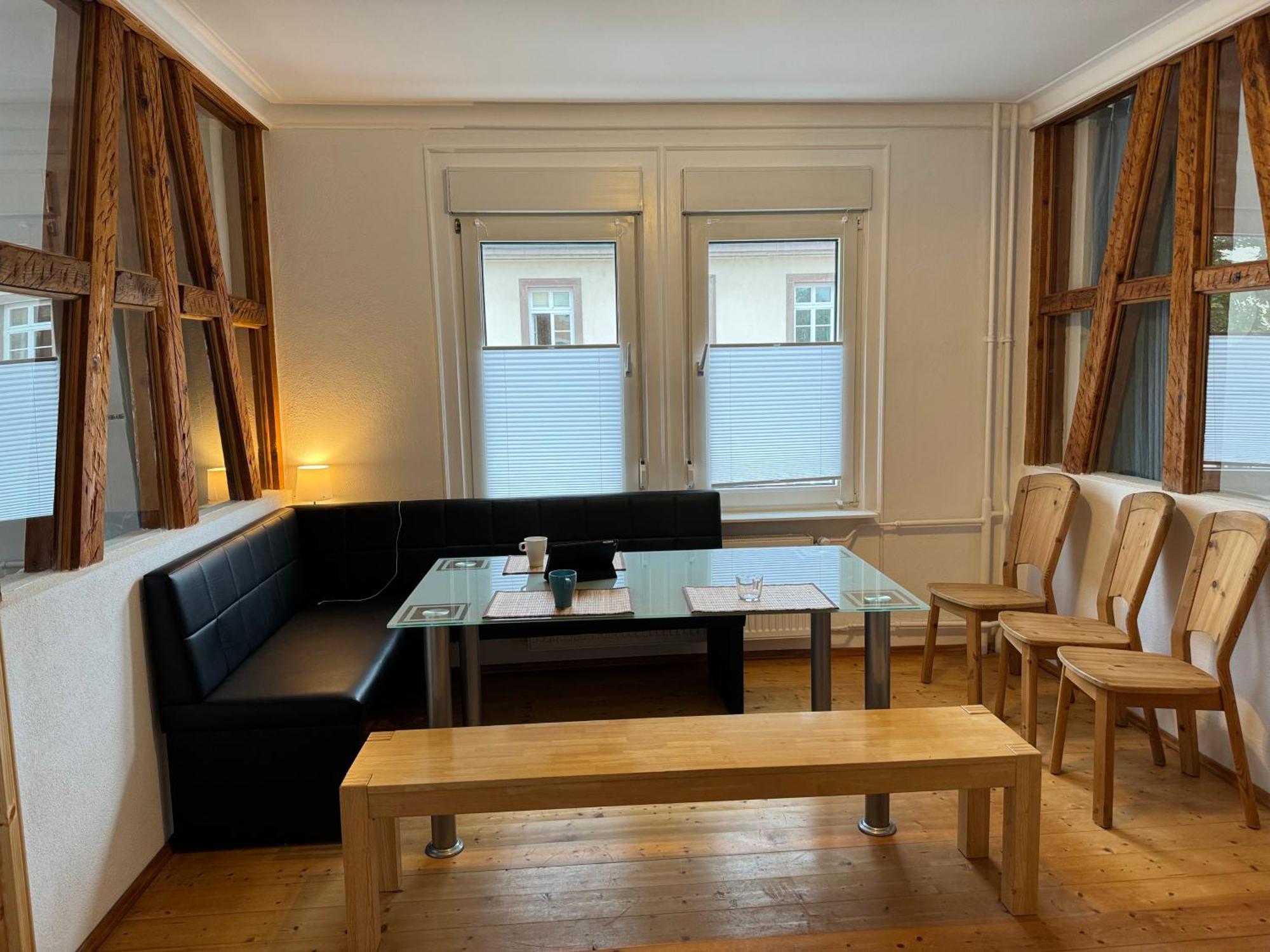 90Qm 4-Zimmer-Wohnung - Apartment Friedrichstrasse Файгінген-ан-дер-Енц Екстер'єр фото